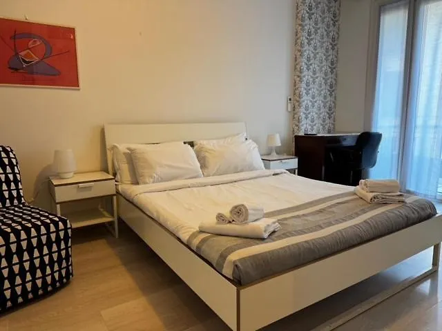 Lägenhet Residenza Manzoni Centre